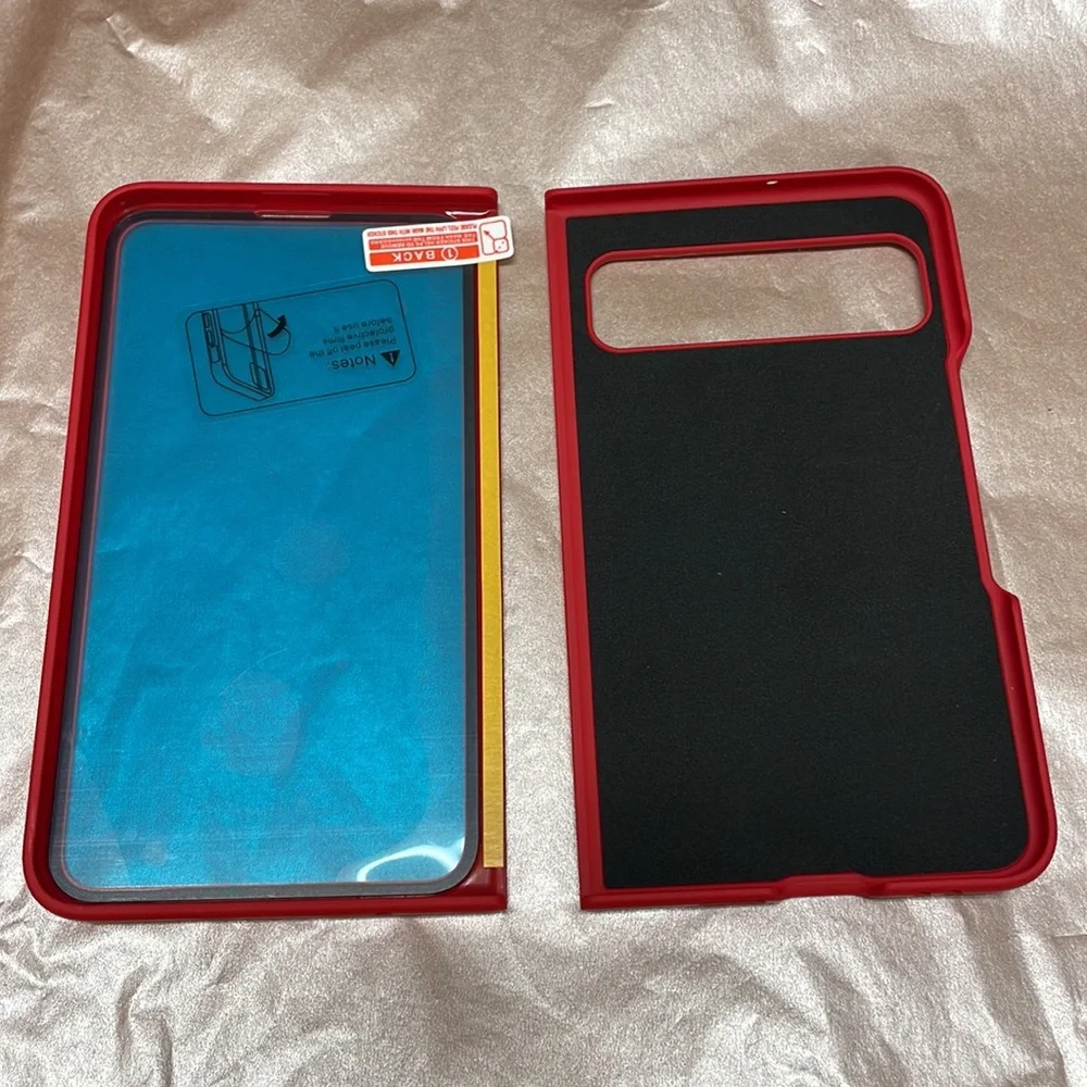 NIB Maxdara Google Pixel Red Phone Case